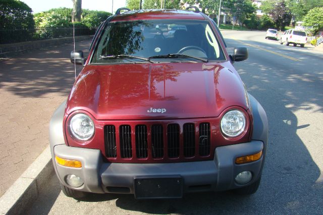 Jeep Liberty 2003 photo 4