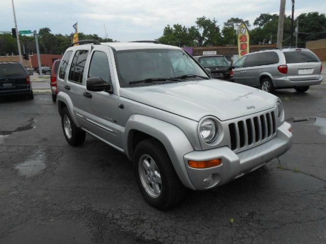 Jeep Liberty 2003 photo 1