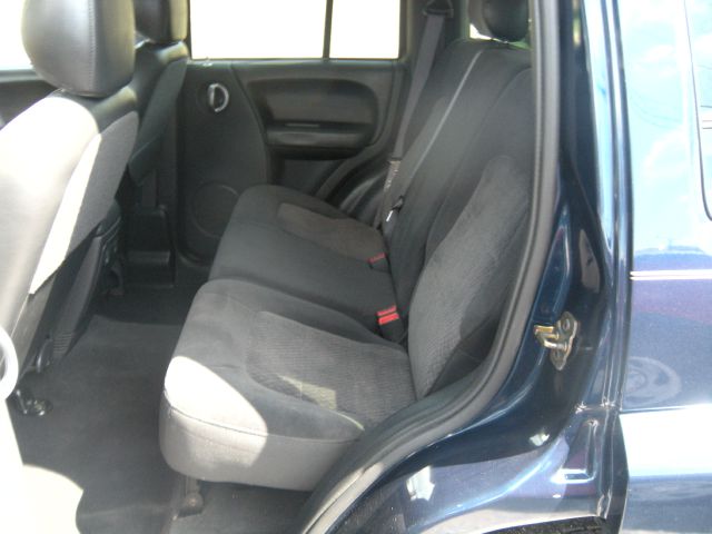 Jeep Liberty 2003 photo 3