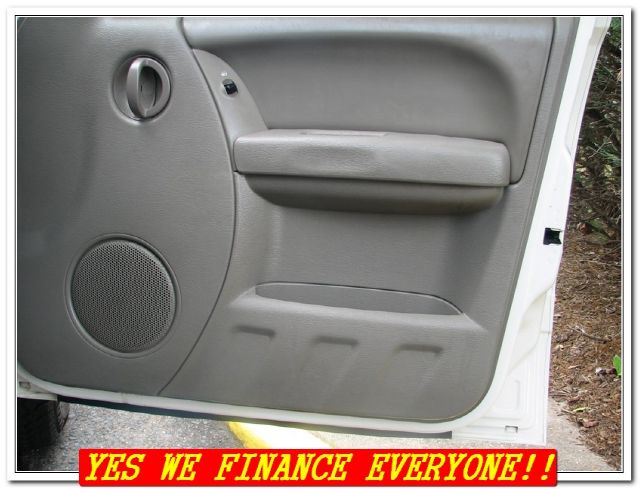 Jeep Liberty 2003 photo 14