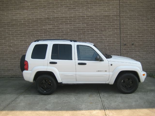 Jeep Liberty 2003 photo 1