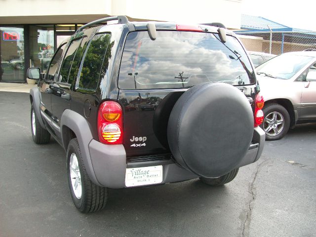 Jeep Liberty 2003 photo 1