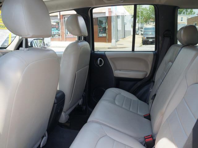 Jeep Liberty 2003 photo 7