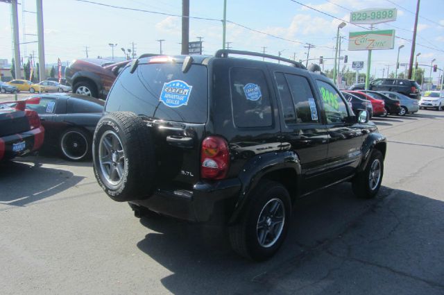 Jeep Liberty 2003 photo 1