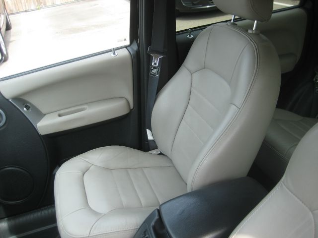 Jeep Liberty 2003 photo 6