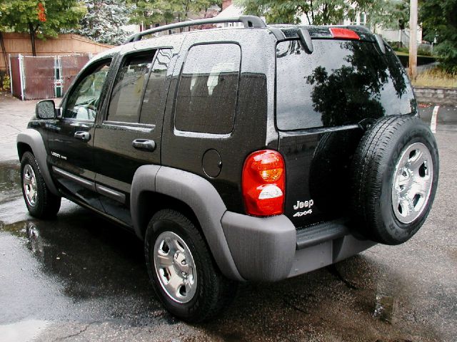 Jeep Liberty 2003 photo 1