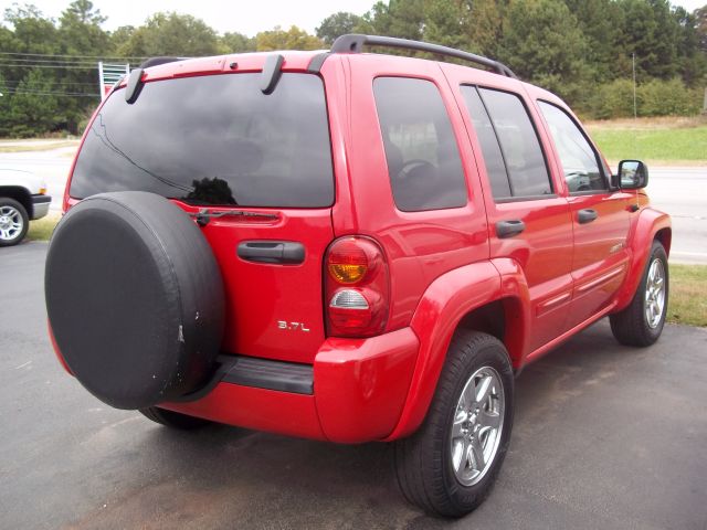 Jeep Liberty 2003 photo 2