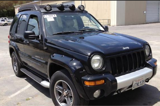 Jeep Liberty 2003 photo 1
