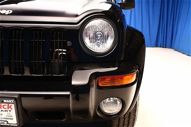 Jeep Liberty Standard Manual SUV