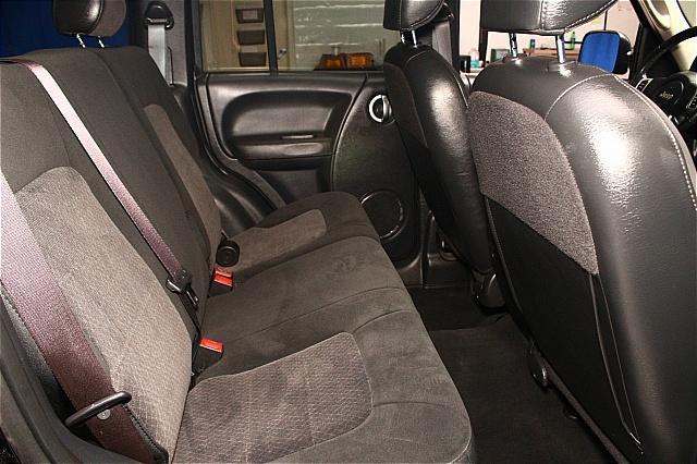 Jeep Liberty 2003 photo 55
