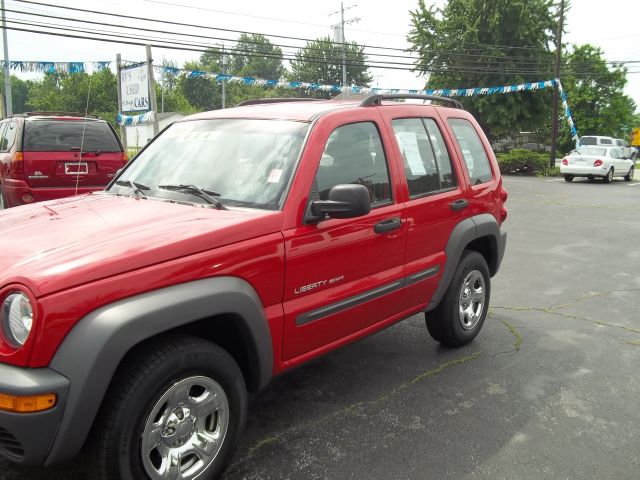 Jeep Liberty 2003 photo 3