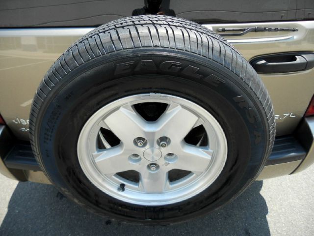 Jeep Liberty 2003 photo 22