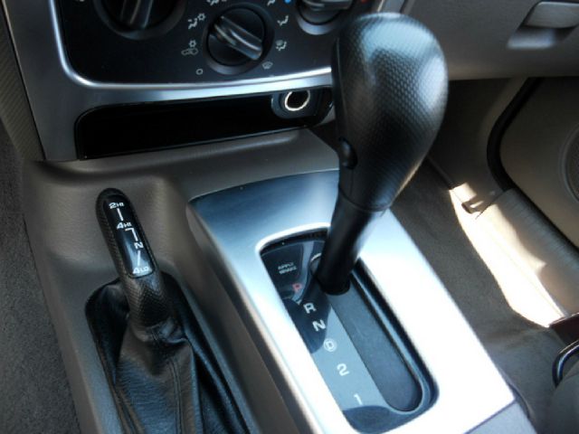 Jeep Liberty 2003 photo 28