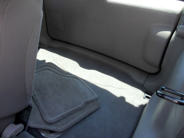 Jeep Liberty 2003 photo 8