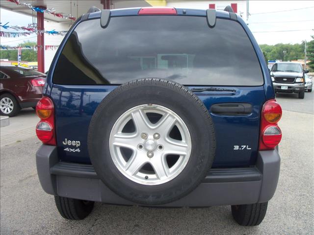 Jeep Liberty 2003 photo 1