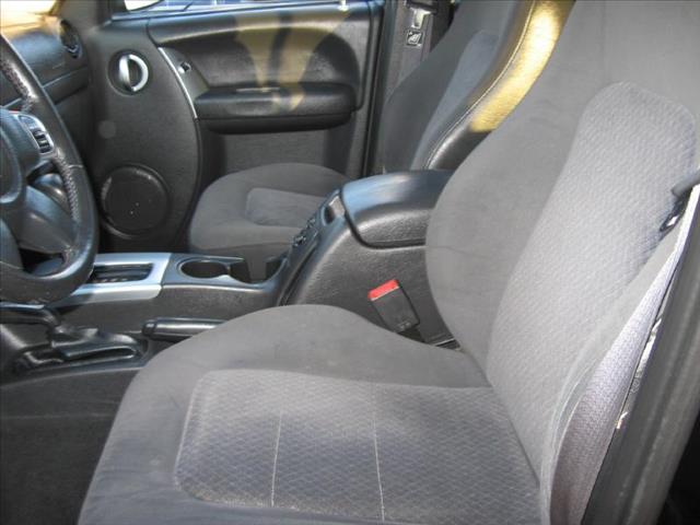 Jeep Liberty SLT 25 SUV