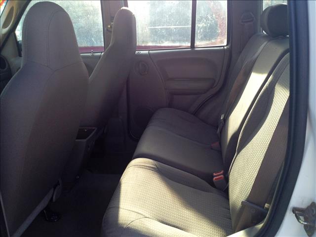 Jeep Liberty 2003 photo 1