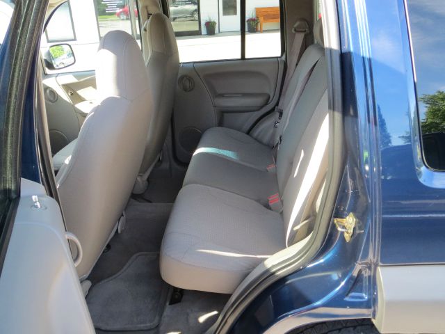 Jeep Liberty 2003 photo 3