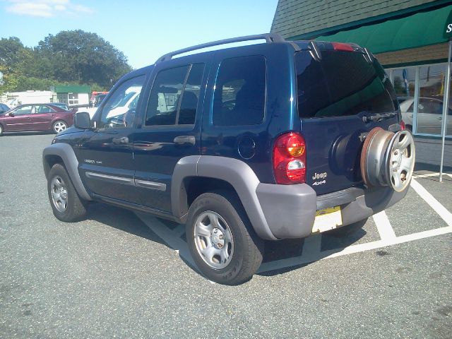 Jeep Liberty 2003 photo 1