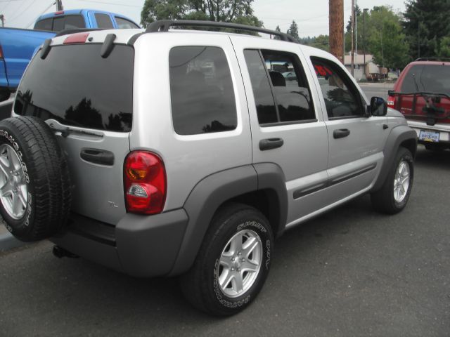 Jeep Liberty 2003 photo 1