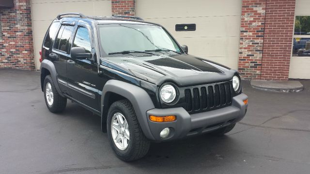 Jeep Liberty 2003 photo 4