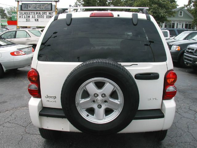 Jeep Liberty Super SUV
