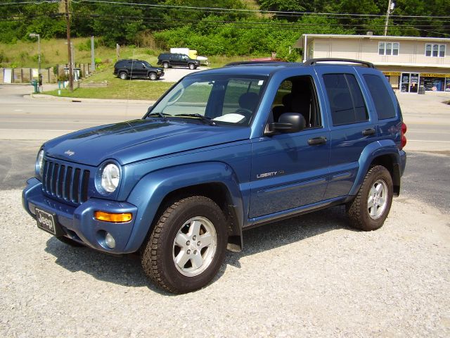Jeep Liberty 2003 photo 1