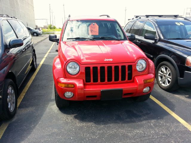 Jeep Liberty 2003 photo 2