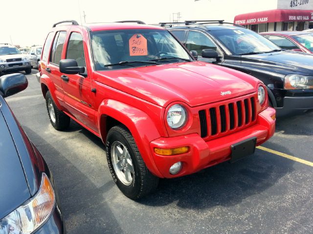Jeep Liberty 2003 photo 4