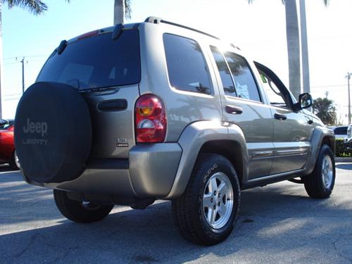Jeep Liberty 2004 photo 1