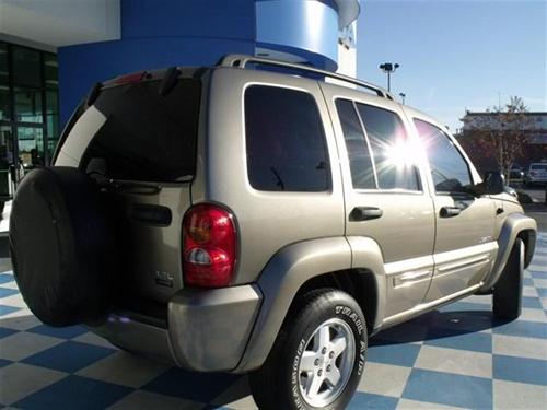 Jeep Liberty 2004 photo 5