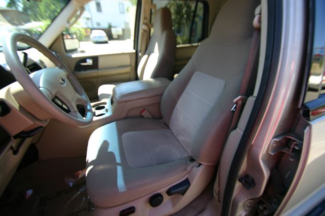 Jeep Liberty 2004 photo 4