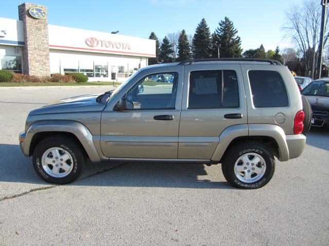 Jeep Liberty 2004 photo 1