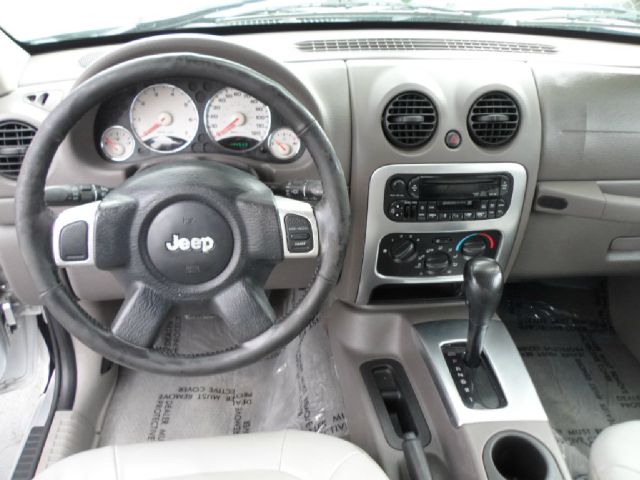 Jeep Liberty I Limited SUV
