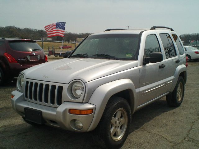 Jeep Liberty 2004 photo 4