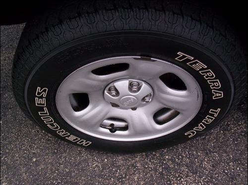 Jeep Liberty 2004 photo 5