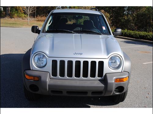 Jeep Liberty 2004 photo 2