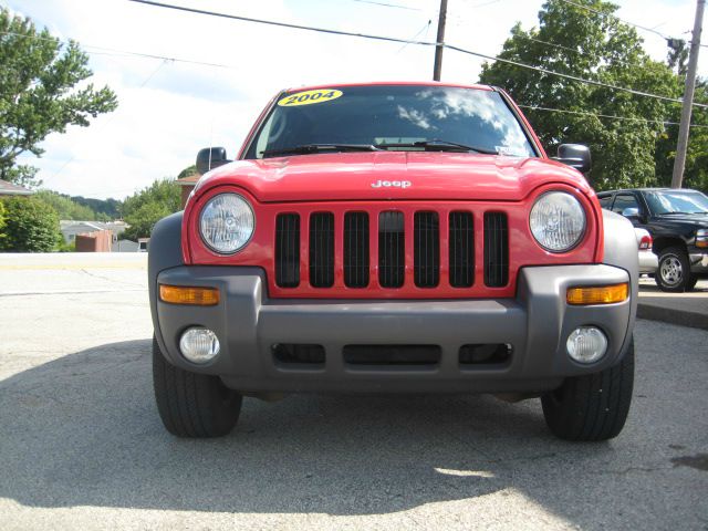 Jeep Liberty 2004 photo 2