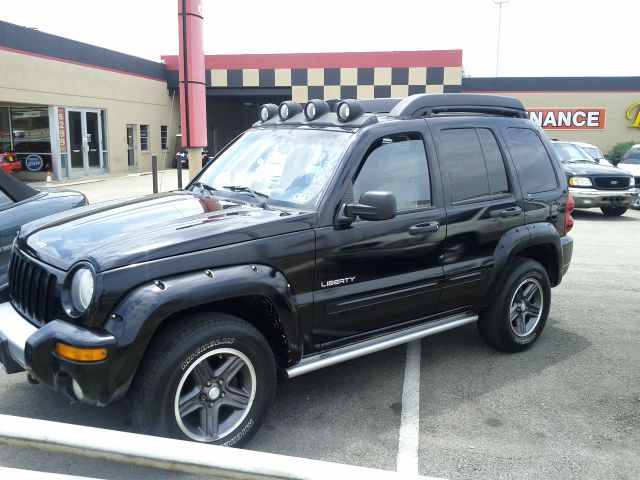 Jeep Liberty Lariat Crew Cab 2WD Super Duty SUV