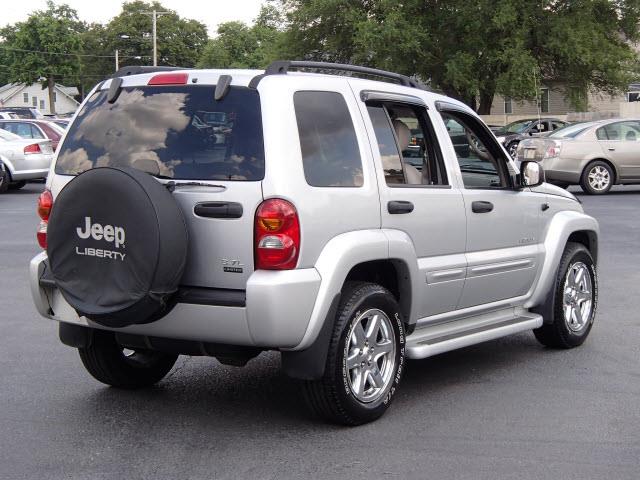 Jeep Liberty 2004 photo 0
