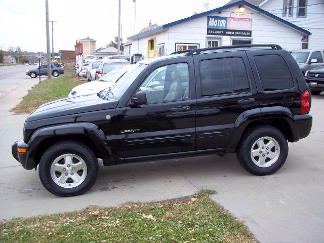 Jeep Liberty 2004 photo 2