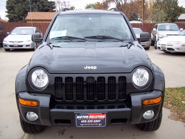 Jeep Liberty 2004 photo 4