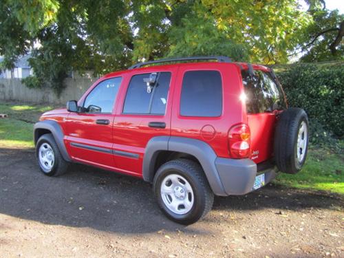 Jeep Liberty 2004 photo 2
