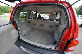 Jeep Liberty 2004 photo 1