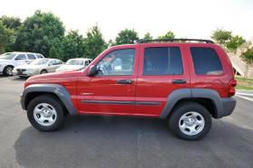 Jeep Liberty 2004 photo 4