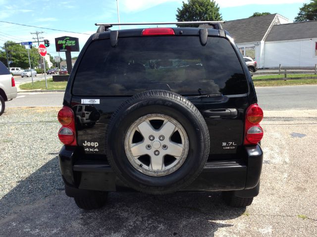 Jeep Liberty Super SUV