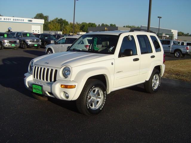 Jeep Liberty 2004 photo 1