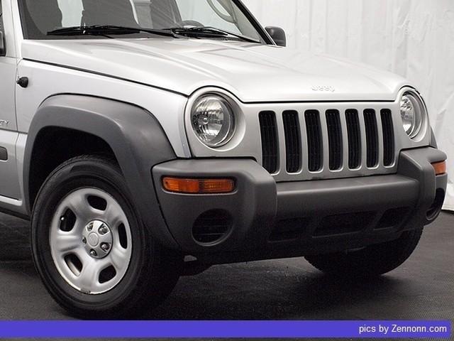 Jeep Liberty 2004 photo 1