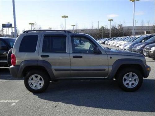 Jeep Liberty 2004 photo 4