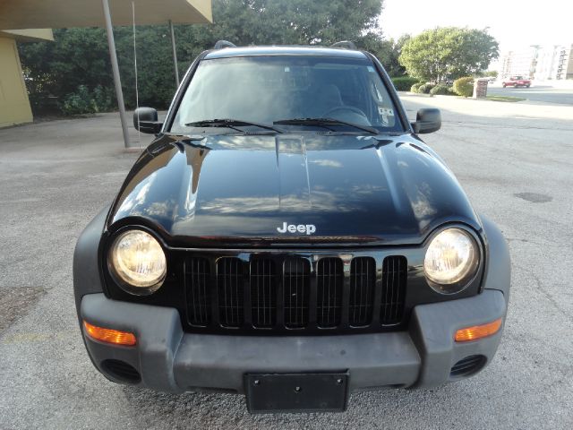 Jeep Liberty 2004 photo 1